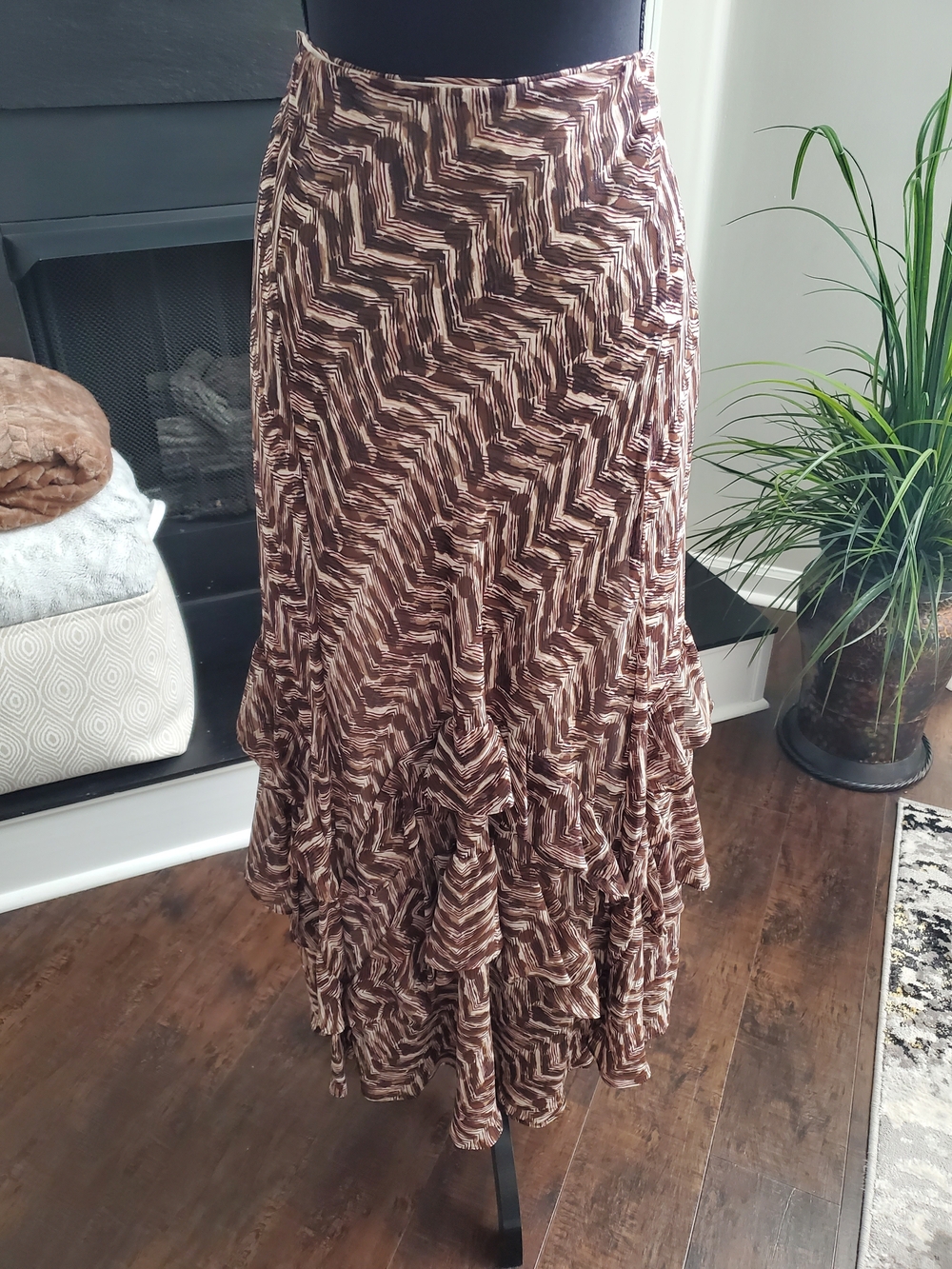 Women’s Brown Patterned Tiered Maxi Skirt